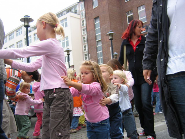 gal/2007/2007 Ruettenscheider Kinderfest/2007 Saitentwist Ruettenscheider Kinderfest 1.9. 461.jpg